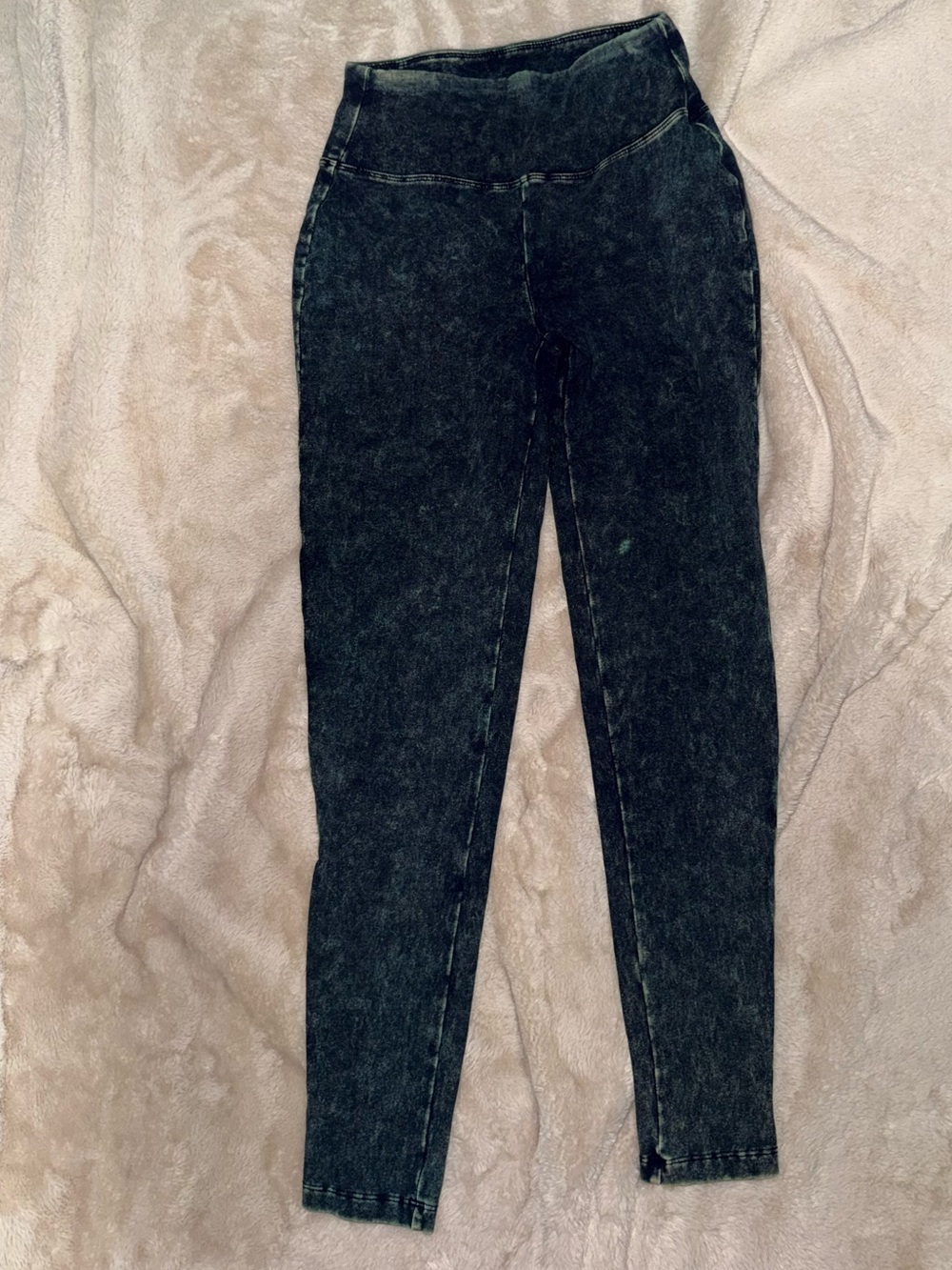 Zenana Outfitters  Acid-Wash High-Waisted leggings